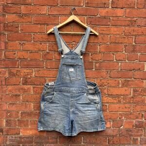 Levi’s Strauss big E short overalls